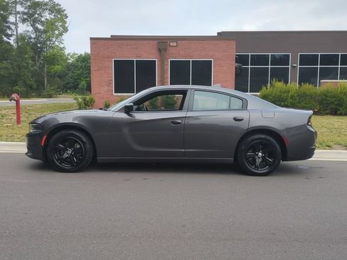 Used 2023 Dodge Charger SXT RWD image 10