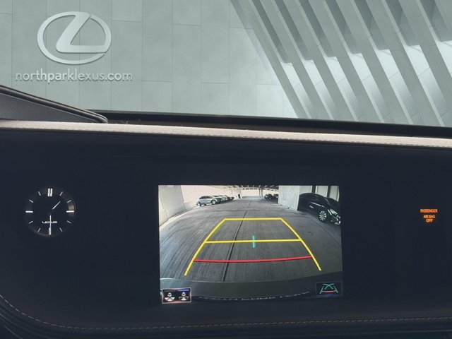 Used 2018 Lexus LS 500 F Sport w/ Accessory Package (Z2) RWD image 20