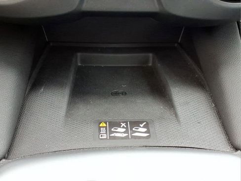 Used 2024 Chevrolet Blazer LT w/ Convenience Package FWD image 21