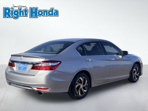 Certified 2017 Honda Accord LX image 7