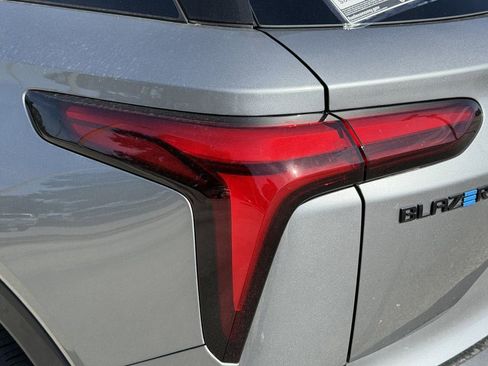 New 2026 Chevrolet Blazer EV LT image 8