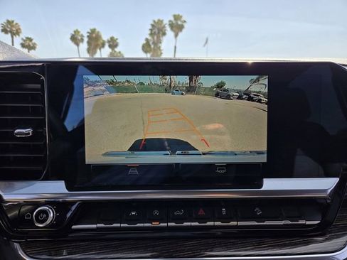 Used 2023 GMC Sierra 1500 SLE image 10