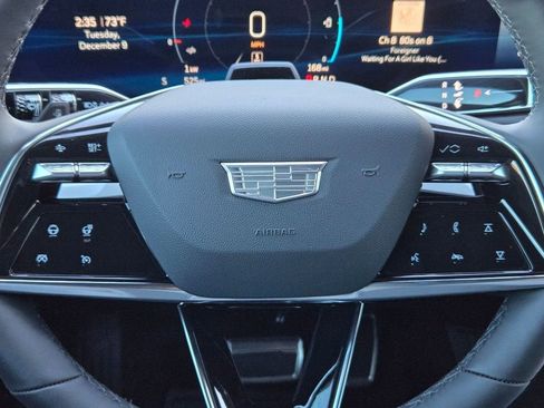 New 2025 Cadillac Optiq Sport 1 image 17