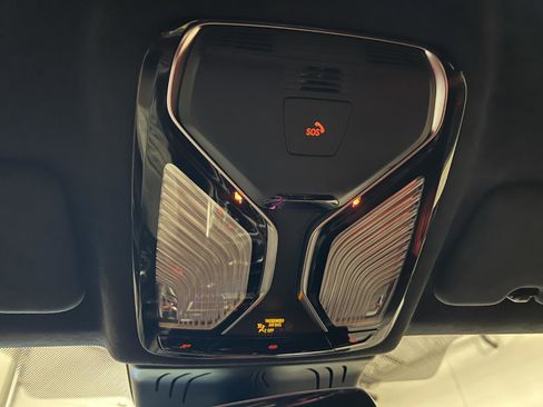 Used 2022 BMW M850i xDrive Coupe w/ Premium Package image 23