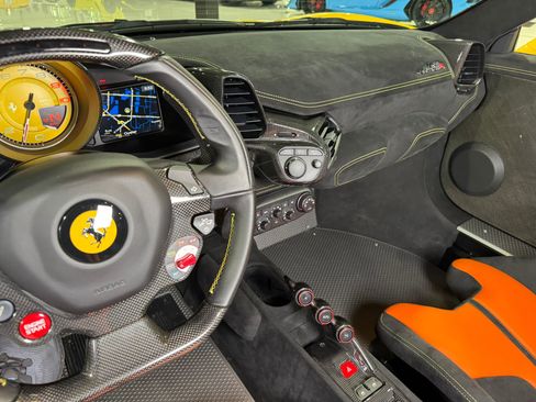 Used 2015 Ferrari 458 Speciale A image 41
