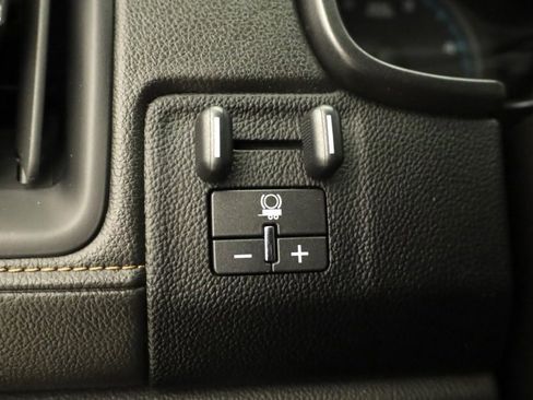 Used 2021 GMC Canyon AT4 w/ Driver Alert Package image 29