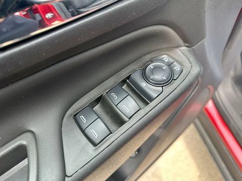 Used 2024 Chevrolet Equinox LT FWD image 26
