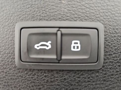 Used 2022 Audi Q5 e Prestige image 33