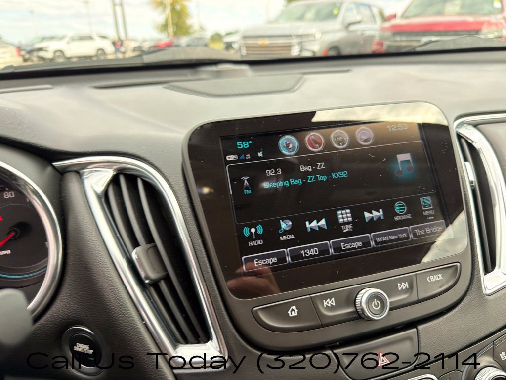 Used 2017 Chevrolet Malibu Premier w/ Premier Sun and Wheel Package FWD image 19