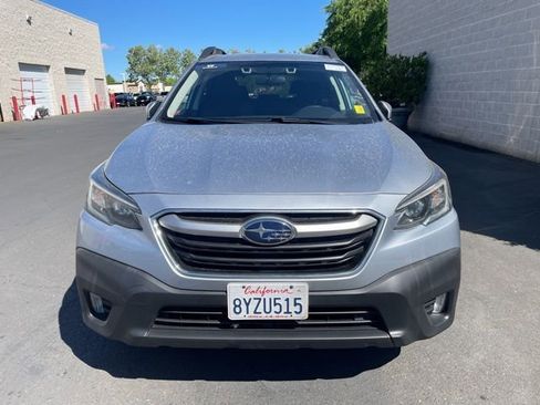 Used 2022 Subaru Outback Premium image 2