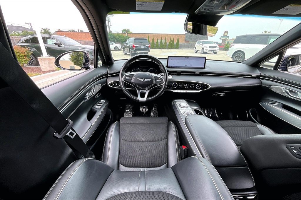 Used 2024 Genesis GV70 2.5T w/ Sport Prestige Package AWD/4WD image 17