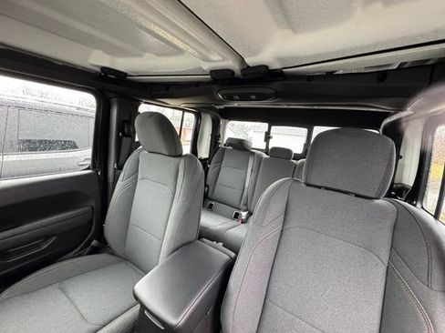 New 2026 Jeep Gladiator Sport image 27