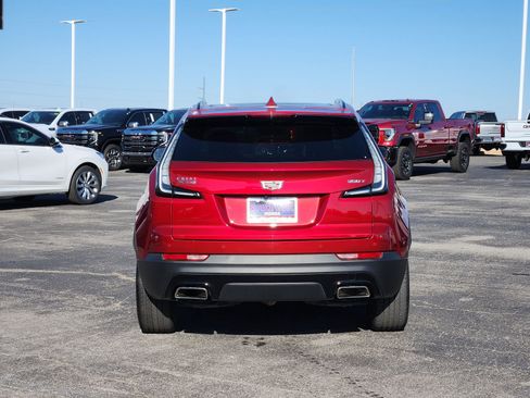 Used 2023 Cadillac XT4 Sport w/ Cold Weather Package image 8