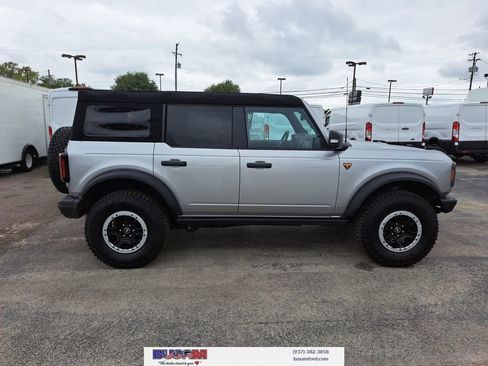 Certified 2024 Ford Bronco Badlands image 26