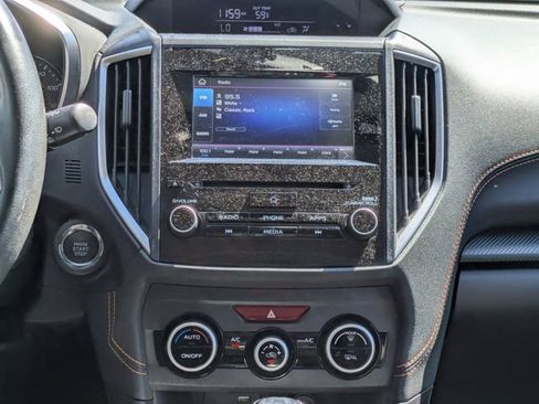 Used 2022 Subaru Crosstrek 2.0i Premium w/ Moonroof Package image 12