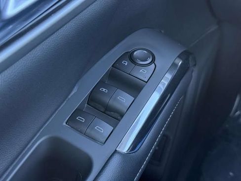 Used 2026 Chevrolet Traverse LT AWD/4WD image 19