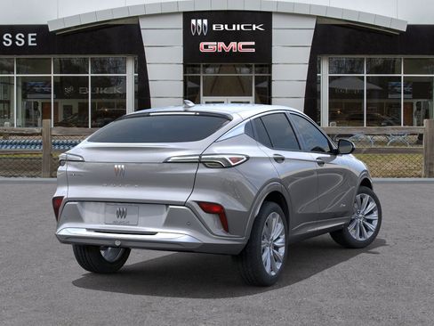 New 2026 Buick Envista Avenir image 4