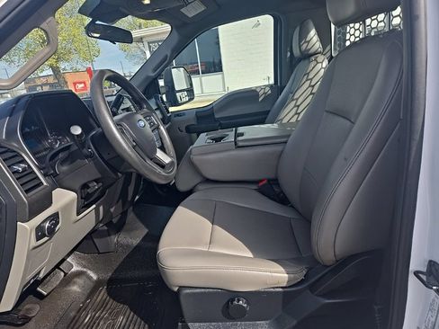 Used 2020 Ford F350 XL w/ Power Equipment Group AWD/4WD image 12