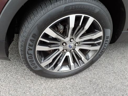 Used 2018 Ford Explorer Platinum AWD/4WD image 12