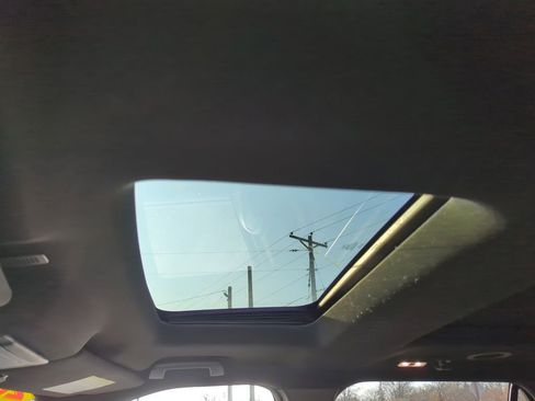 Used 2018 Ford Explorer Platinum image 20