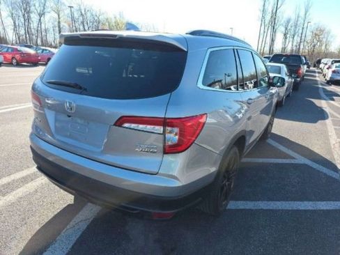 Used 2021 Honda Pilot Special Edition image 3