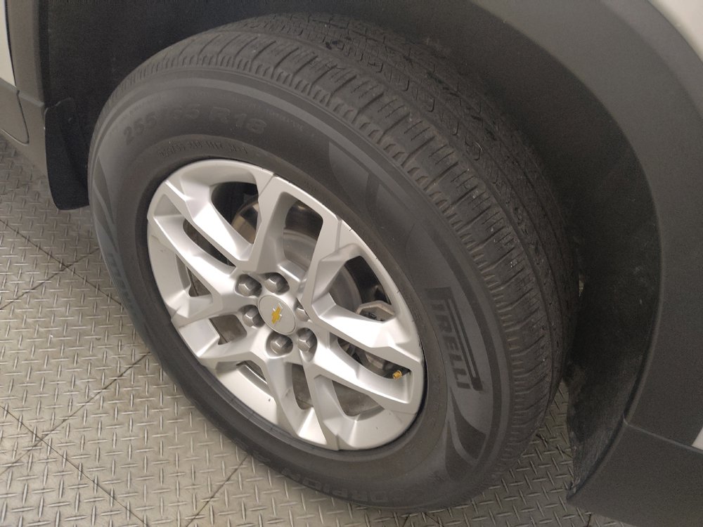 Used 2020 Chevrolet Traverse LS FWD image 31