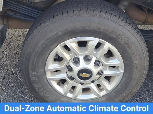 Certified 2025 Chevrolet Silverado 2500 LT w/ Convenience Package image 16