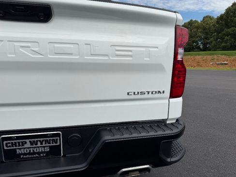 Used 2025 Chevrolet Silverado 1500 Custom Trail Boss AWD/4WD image 12