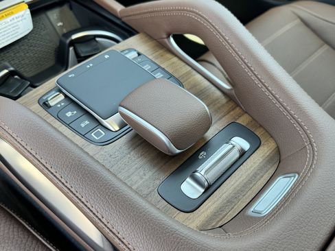 New 2025 Mercedes-Benz GLE 580 4MATIC image 28