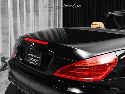 Used 2019 Mercedes-Benz SL 550 image 39