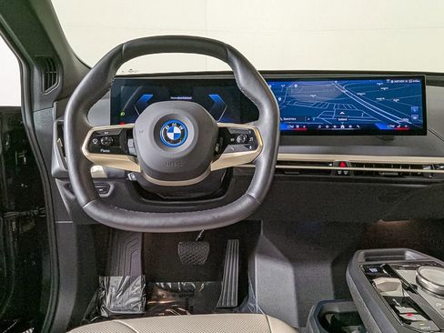 Certified 2025 BMW iX xDrive50 image 22