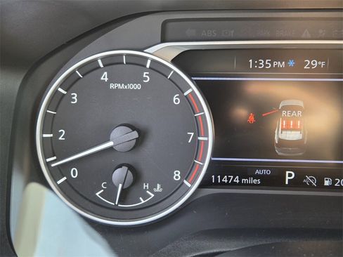 Used 2024 Nissan Rogue SV image 12