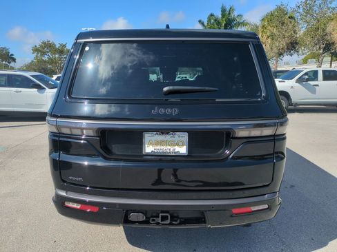 New 2026 Jeep Grand Wagoneer L Limited AWD/4WD image 6