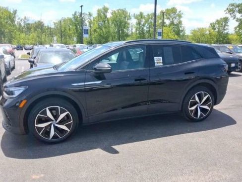 Used 2023 Volkswagen ID.4 Pro S AWD/4WD image 3