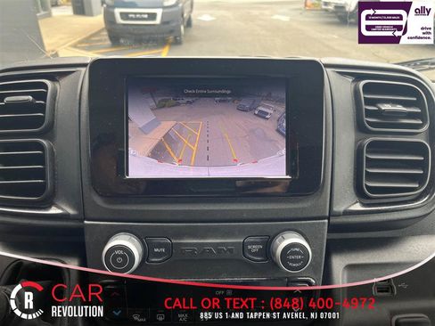 Used 2025 RAM ProMaster 2500 w/ Convenience Group FWD image 14