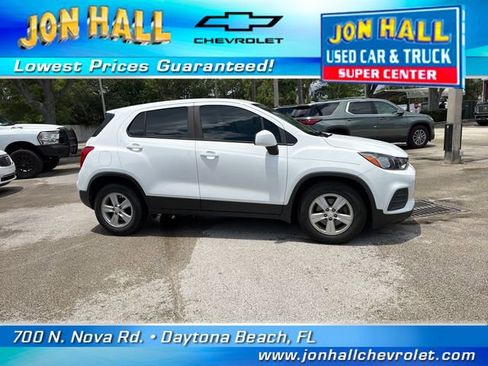Used 2020 Chevrolet Trax LS FWD image 14