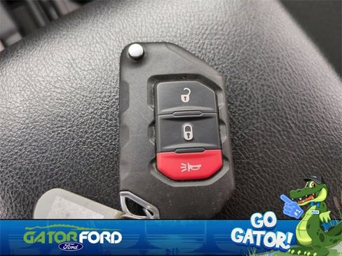 Used 2019 Jeep Wrangler Unlimited Rubicon image 28