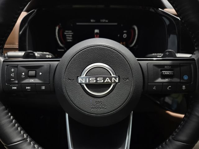 Used 2023 Nissan Pathfinder Platinum AWD/4WD image 29
