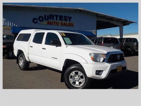 Used 2013 Toyota Tacoma 4x4 Double Cab w/ SR5 Pkg image 13