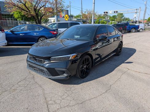 Used 2022 Honda Civic Sport image 3