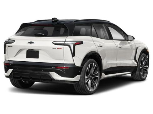 New 2026 Chevrolet Blazer EV SS image 2