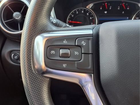 Certified 2024 Chevrolet Blazer LT w/ Convenience Package FWD image 12