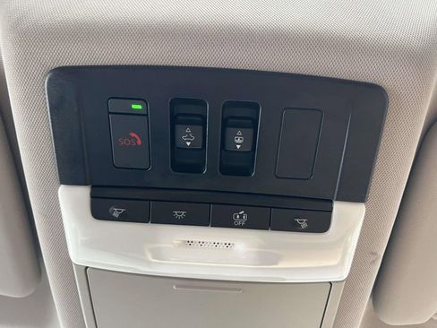 Used 2023 Nissan Rogue Platinum w/ Platinum Premium Package image 30