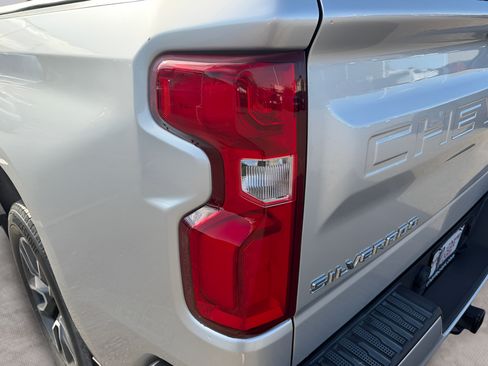 Used 2021 Chevrolet Silverado 1500 RST RWD image 32