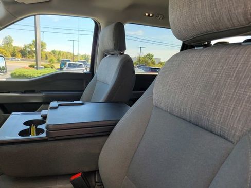 Used 2021 Ford F150 XLT image 14