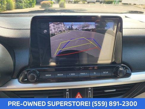 Certified 2022 Kia Forte LXS image 17