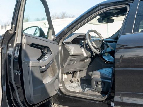 Certified 2025 Land Rover Range Rover Evoque S image 11