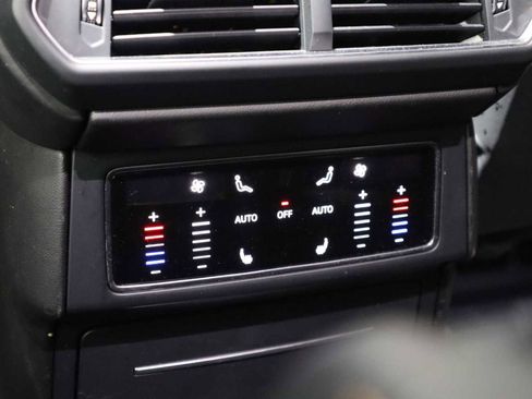 Used 2019 Lamborghini Urus image 27