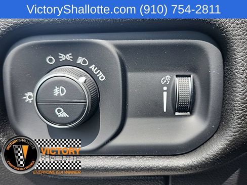 Used 2025 RAM 1500 Big Horn AWD/4WD image 16