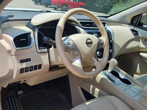 Used 2017 Nissan Murano SL FWD image 9